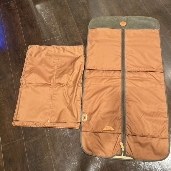 Bric's Italian Leather Suede 48" Bifold Soft Hanging Suit Garment Bag Cover Case - Picture 1 of 16